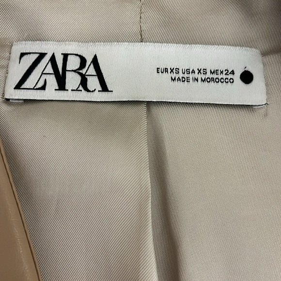 Oversized vest/sleeveless blazer in faux leather. Size XS. Excellent condition. - Picture 4 of 4